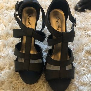 Black Qupid heels